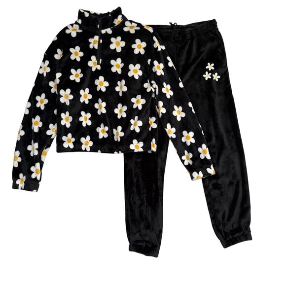 ✨Mighty Fine Daisy Fleece Set – Size Large - Picture 1 of 5
